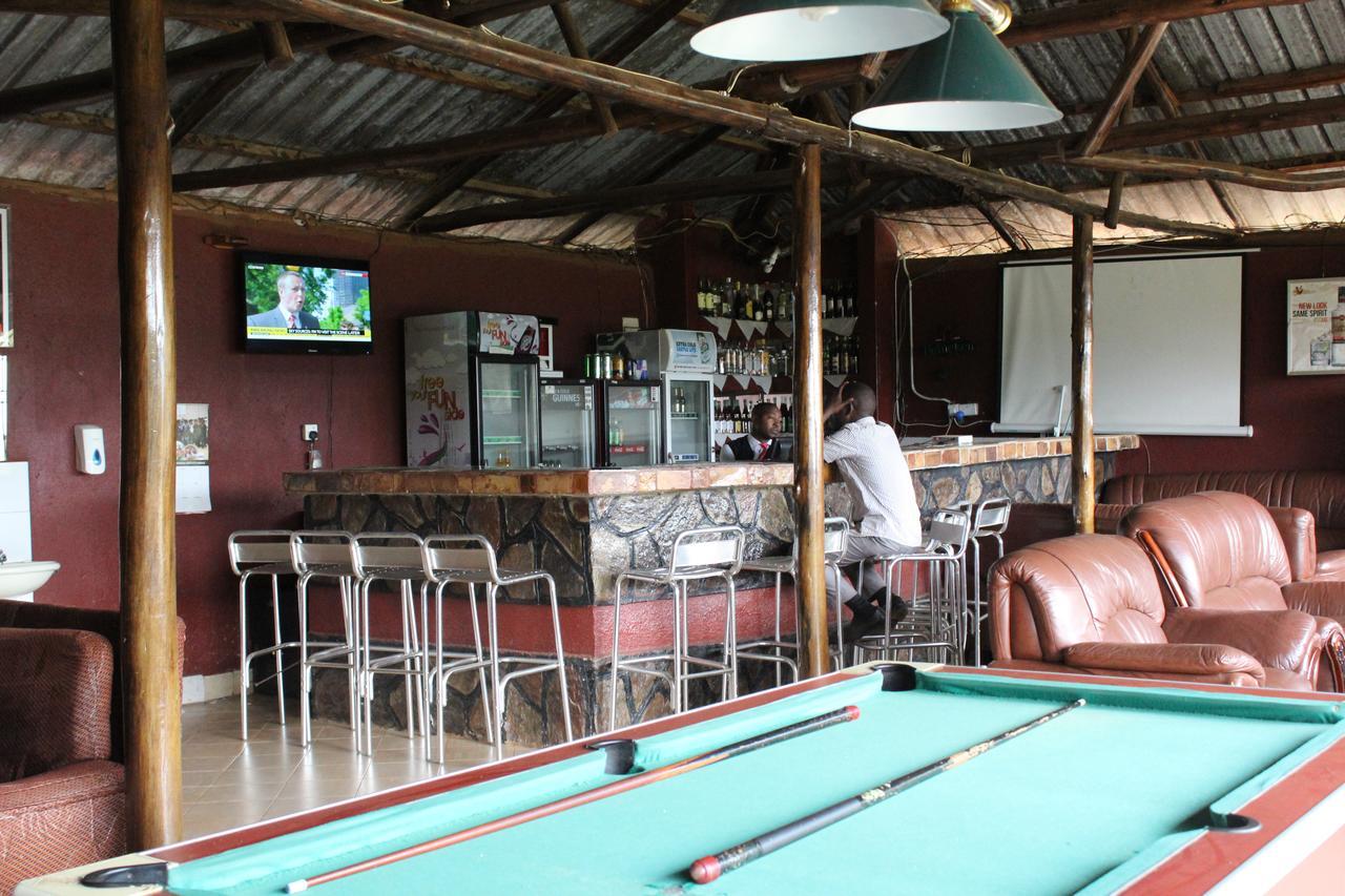 Cepha'S Inn Kabale Екстериор снимка