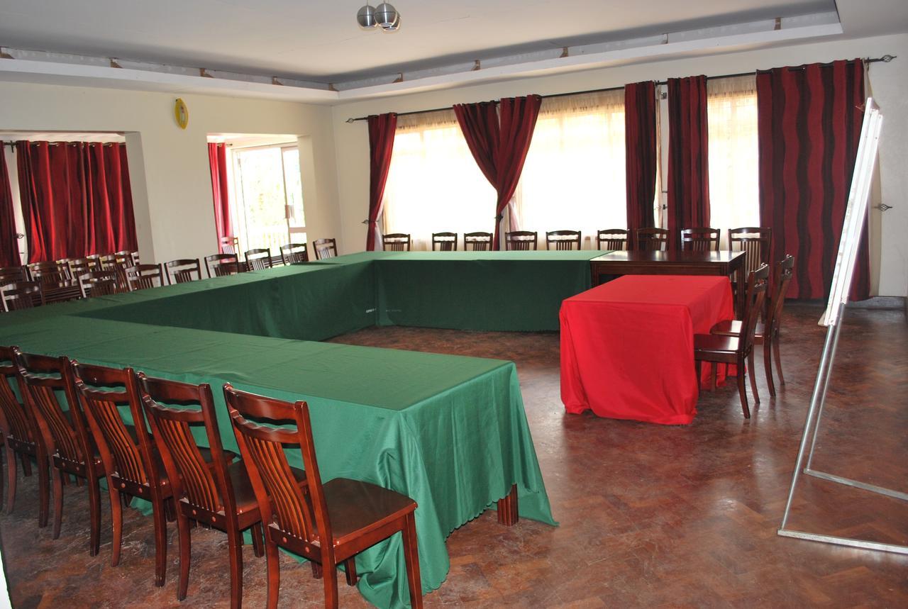 Cepha'S Inn Kabale Екстериор снимка