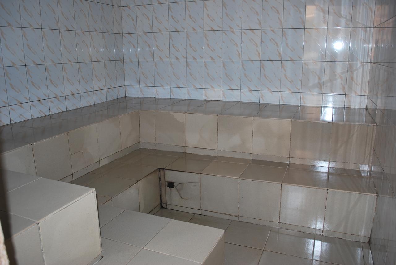 Cepha'S Inn Kabale Екстериор снимка