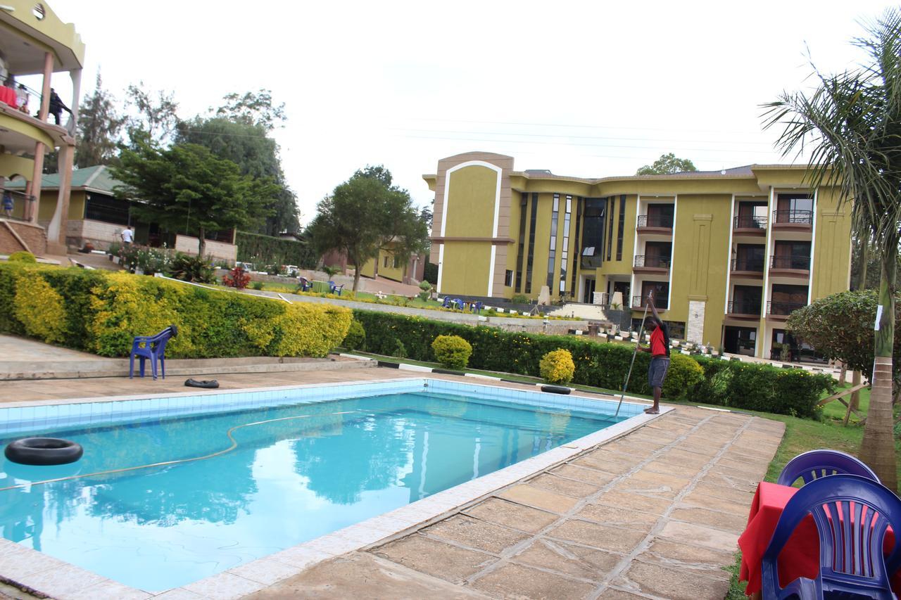 Cepha'S Inn Kabale Екстериор снимка