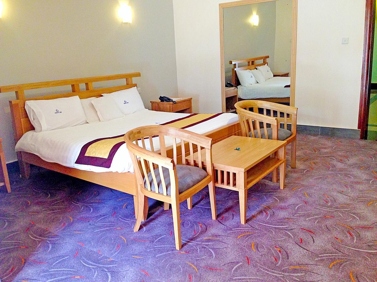 Cepha'S Inn Kabale Екстериор снимка